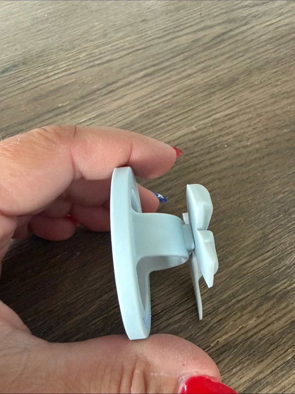 BRAND NEW‼️LoveShackFancy Bow Phone Loop (magnetic)